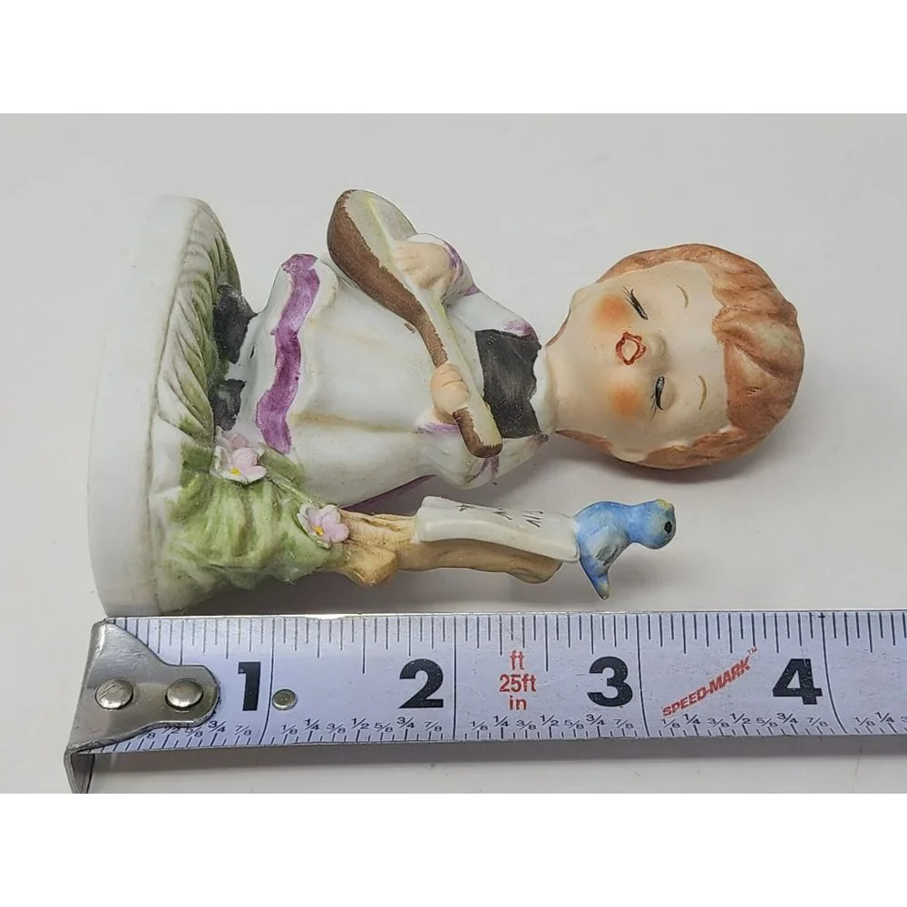 Vintage Napcoware Musician Singing Figurine Guitar Bluebird Purple‎ Flowers